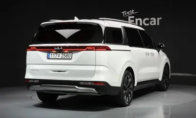 Kia Canival 2023, 42620 км, за 22752.38 USD