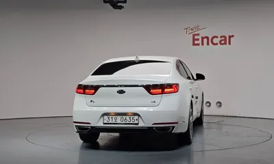 Kia K7 2016, 83005 км, за 8008.4 USD