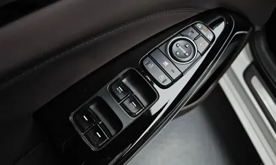 Kia K7 2016, 83005 км, за 8008.4 USD - фото 17
