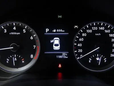 Hyundai Grandeur 2018, 118012 км, за 7739.27 USD - фото 8