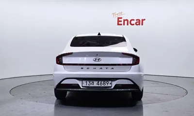 Hyundai Sonata 2020, 105614 км, за 10174.61 USD