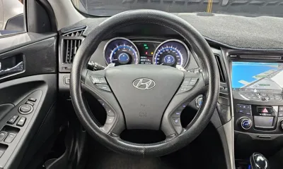 Hyundai Sonata 2013, 89657 км, за 3540.46 USD - фото 13
