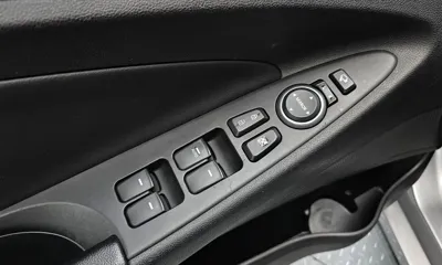Hyundai Sonata 2013, 89657 км, за 3540.46 USD - фото 17