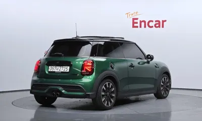 MINI Cooper 2023, 16176 км, за 18839.25 USD