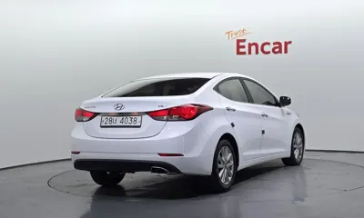 Hyundai Avante 2015, 134817 км, за 3711.66 USD
