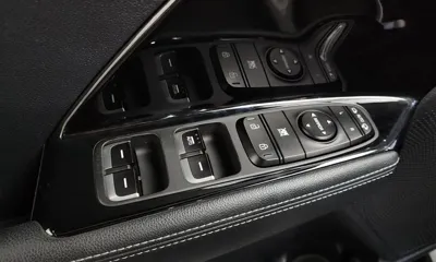 Kia Niro 2017, 93813 км, за 7752.45 USD - фото 30