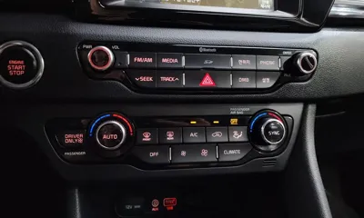 Kia Niro 2017, 93813 км, за 7752.45 USD - фото 31