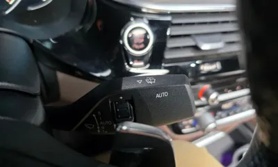 BMW 5-Series 2018, 104675 км, за 15091.24 USD - фото 30
