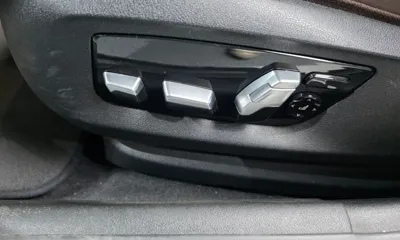 BMW 5-Series 2018, 104675 км, за 15091.24 USD - фото 31
