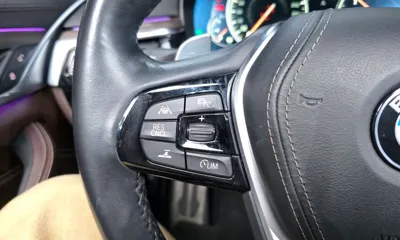 BMW 5-Series 2018, 104675 км, за 15091.24 USD - фото 34