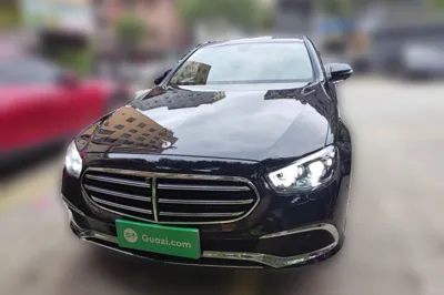 Mercedes-Benz E-Class 2022, 42400 км, за 41301 USD