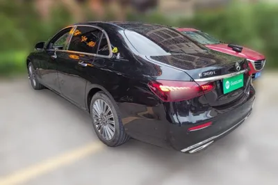 Mercedes-Benz E-Class 2022, 42400 км, за 41301 USD