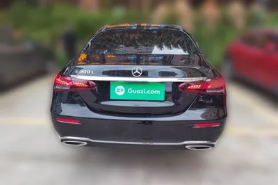 Mercedes-Benz E-Class 2022, 42400 км, за 41301 USD