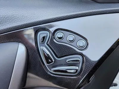 Hyundai Grandeur 2016, 133108 км, за 7866.21 USD - фото 12