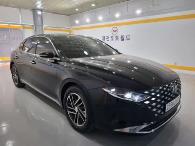 Hyundai Grandeur 2022, 57600 км, за 14267.11 USD