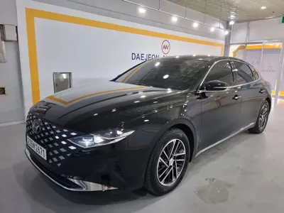Hyundai Grandeur 2022, 57600 км, за 14267.11 USD