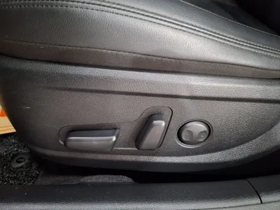 Hyundai Grandeur 2022, 57600 км, за 14267.11 USD - фото 20