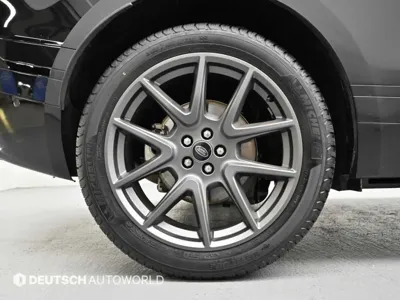 Land Rover Range Rover Velar 2025, 15300 км, за 52028.37 USD