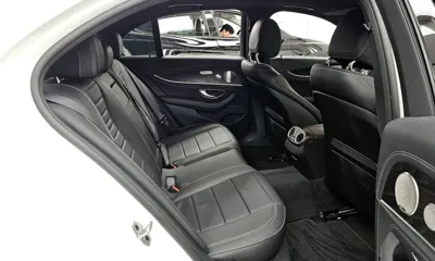 Mercedes-Benz E-Class 2023, 37840 км, за 32648.98 USD - фото 12