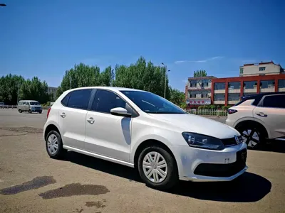 Volkswagen Polo 2016, 130000 км, за 3825.71 USD