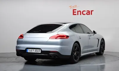 Porsche Panamera 2015, 101765 км, за 14295 USD