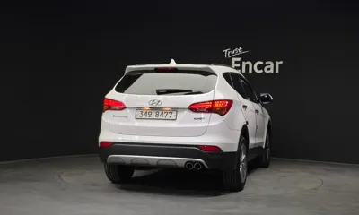 Hyundai Santafe 2015, 111915 км, за 7035.83 USD