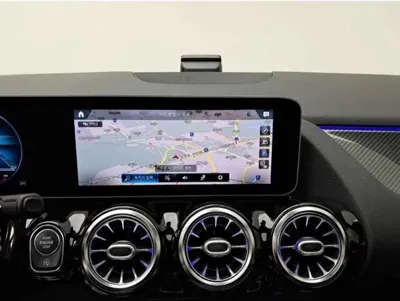 Mercedes-Benz GLA-Class 2020, 31454 км, за 18421.56 USD - фото 9