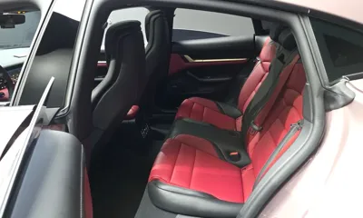 Porsche Taycan 2025, 9958 км, за 91856.73 USD - фото 12