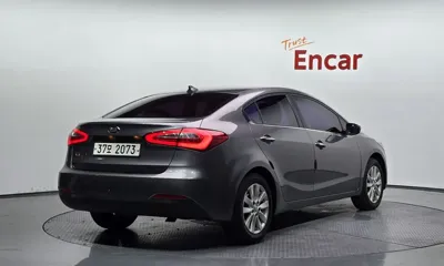 Kia K3 2015, 123020 км, за 4283.95 USD