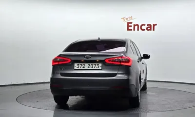 Kia K3 2015, 123020 км, за 4283.95 USD