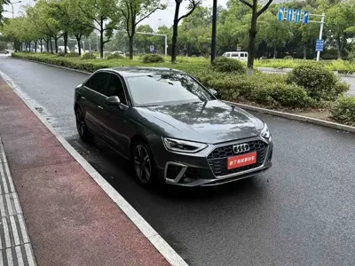 Audi A4L 2021, 40000 км, за 17411.98 USD
