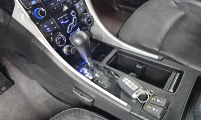 Hyundai Sonata 2010, 79266 км, за 2996.74 USD - фото 9
