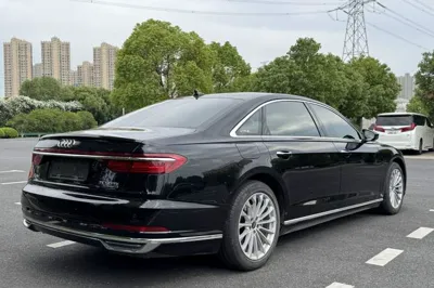 Audi A8 2022, 38600 км, за 61472 USD - фото 7