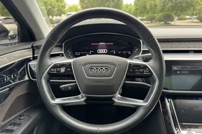 Audi A8 2022, 38600 км, за 61472 USD - фото 8