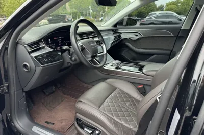 Audi A8 2022, 38600 км, за 61472 USD - фото 18