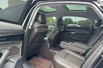 Audi A8 2022, 38600 км, за 61472 USD - фото 19