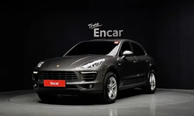 Porsche Macan · 2015 год