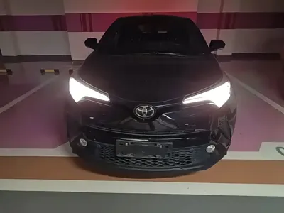 Toyota C-HR 2020, 126500 км, за 8725.55 USD