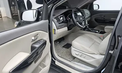 Kia Canival 2017, 93802 км, за 9524.43 USD - фото 10