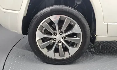Jeep Cherokee 2019, 75709 км, за 65110.35 USD