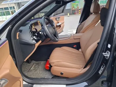 Mercedes-Benz E-Class 2025, 25350 км, за 44236.31 USD