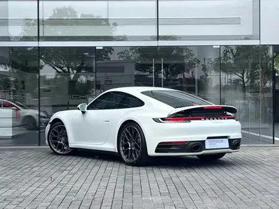 Porsche 911 2021, 14700 км, за 135459.29 USD