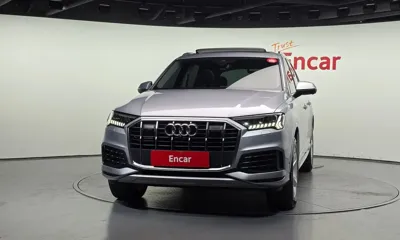 Audi Q7 2022, 72430 км, за 28424.13 USD