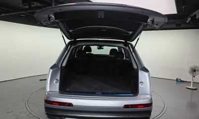 Audi Q7 2022, 72430 км, за 28424.13 USD - фото 20
