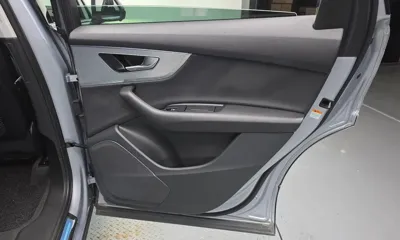 Audi Q7 2022, 72430 км, за 28424.13 USD - фото 25