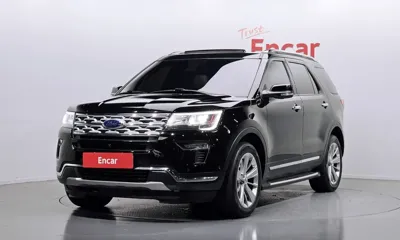 Ford Explorer · 2018 год