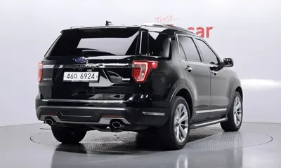 Ford Explorer 2018, 95828 км, за 10496.26 USD