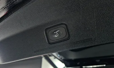 Ford Explorer 2018, 95828 км, за 10496.26 USD - фото 16