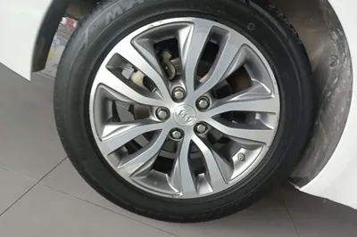 Buick GT 2021, 84400 км, за 7448 USD - фото 11