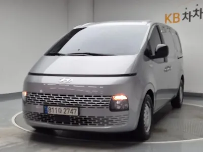 Hyundai Staria · 2022 год